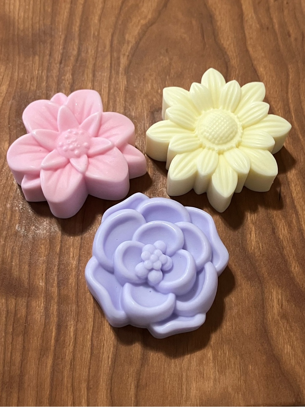 Lemon, Lavender and Strawberry Goats Milk Soap, Handcrafted - Picture 2 of 2